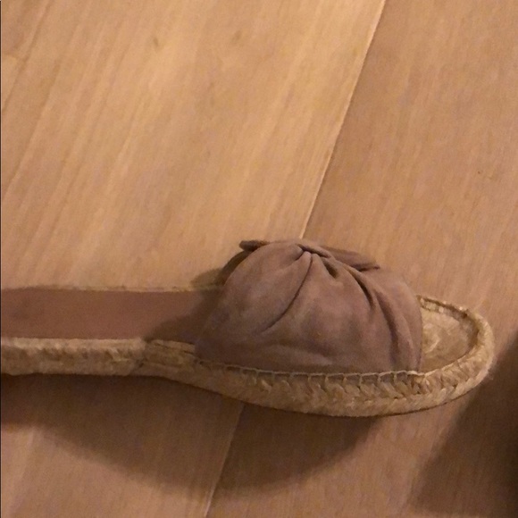 grey Marc Fisher slides worn once - Picture 3 of 4